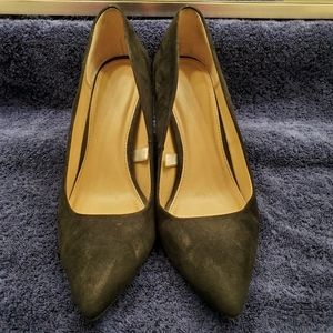 Vera Wang Black Suede Heels